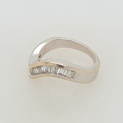 Pre Owned 18ct White Gold Diamond Twist Eternity Ring ZB212